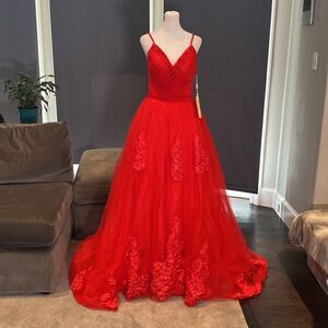 Women’s Red Full Length Tulle Spaghetti Strap Prom Party Dress Size 4 NWT